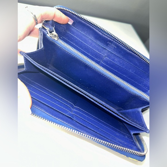 Prada blue Floral Zippy long wallet - Picture 2 of 5